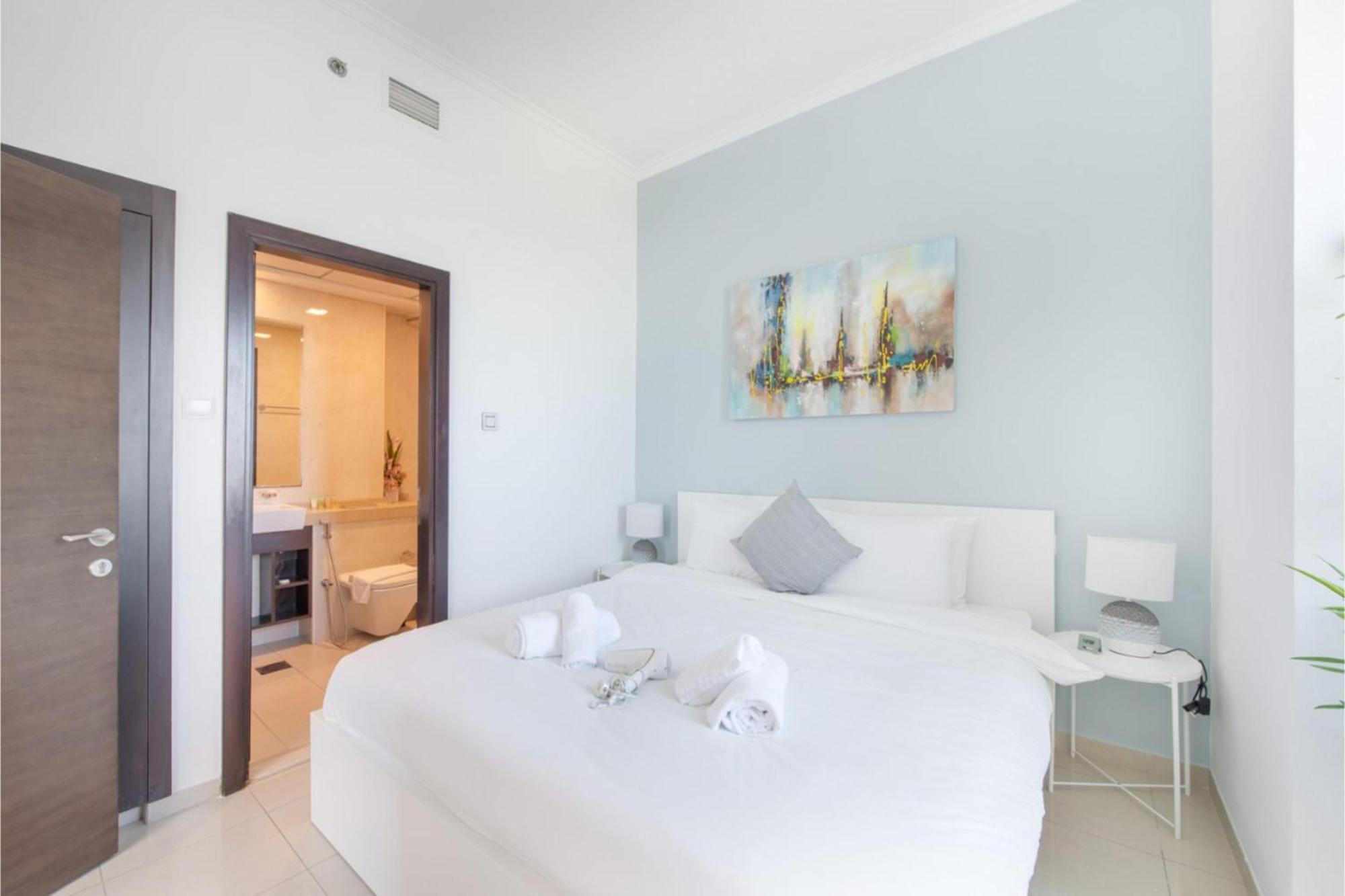 Havn - 1 Bedroom In Marina With Sea Views *