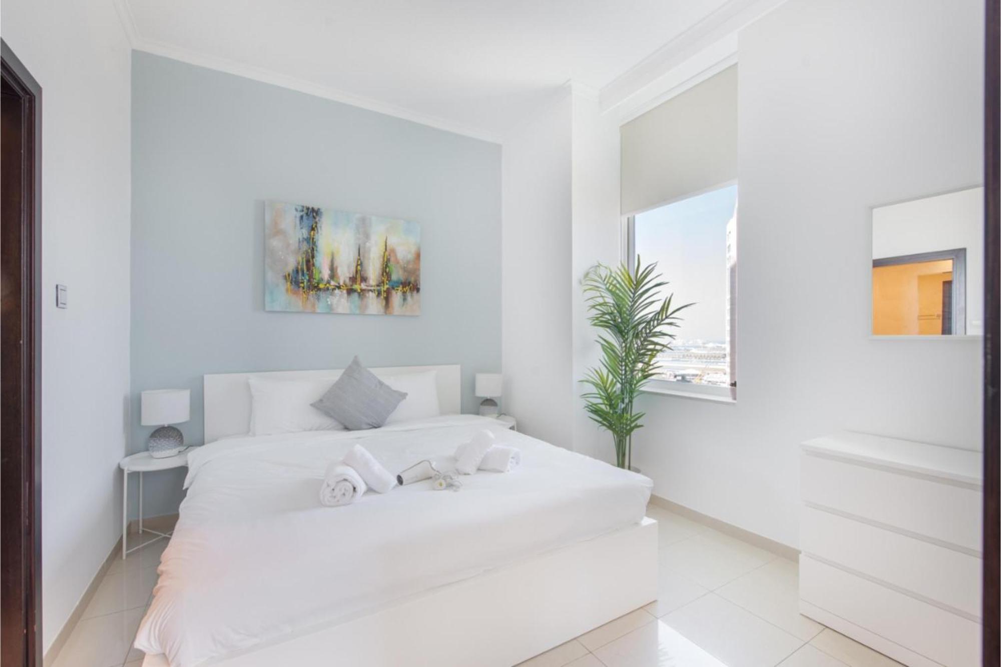 Havn - 1 Bedroom In Marina With Sea Views Apartment *