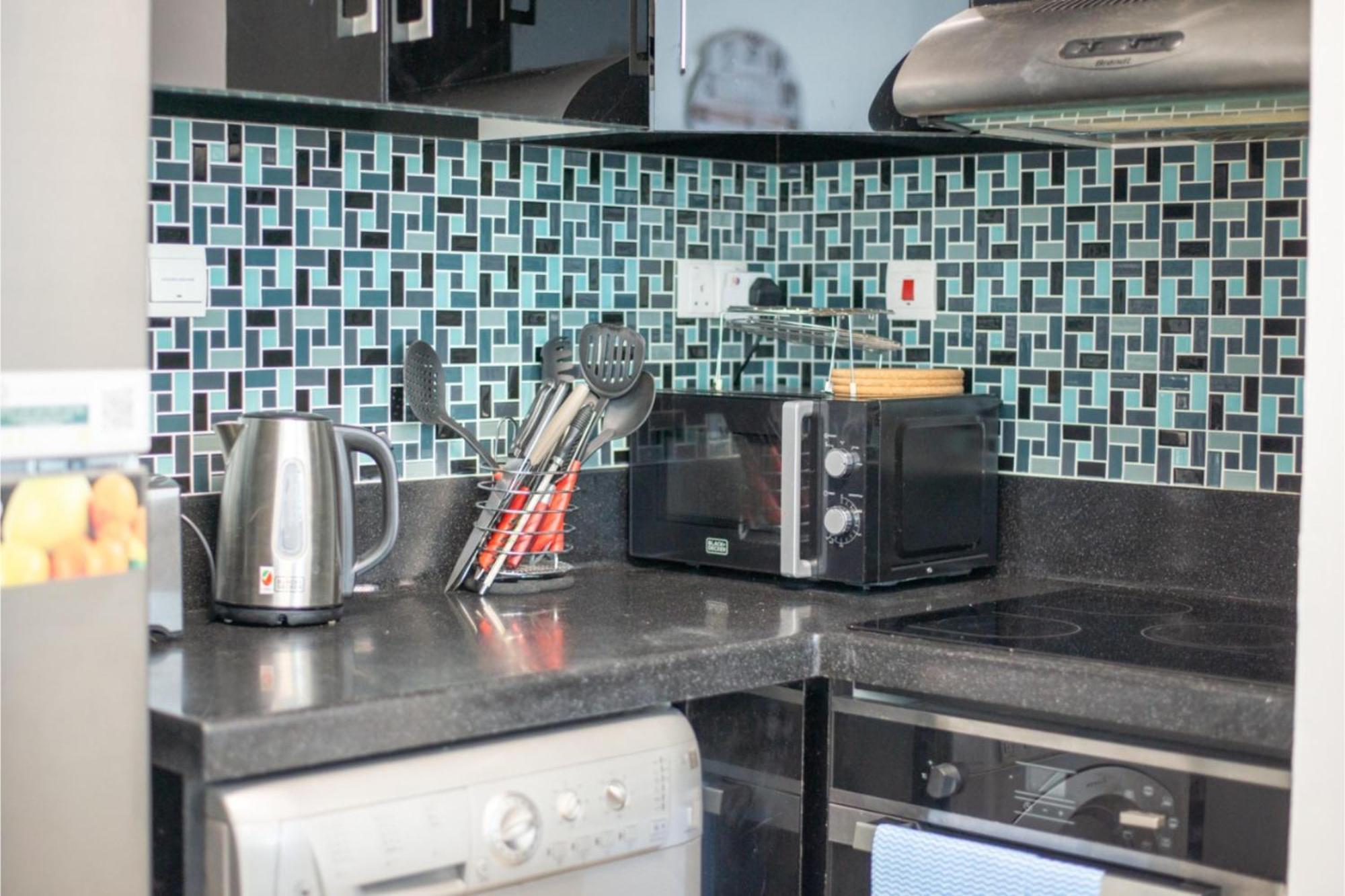 Havn - 1 Bedroom In Marina With Sea Views *
